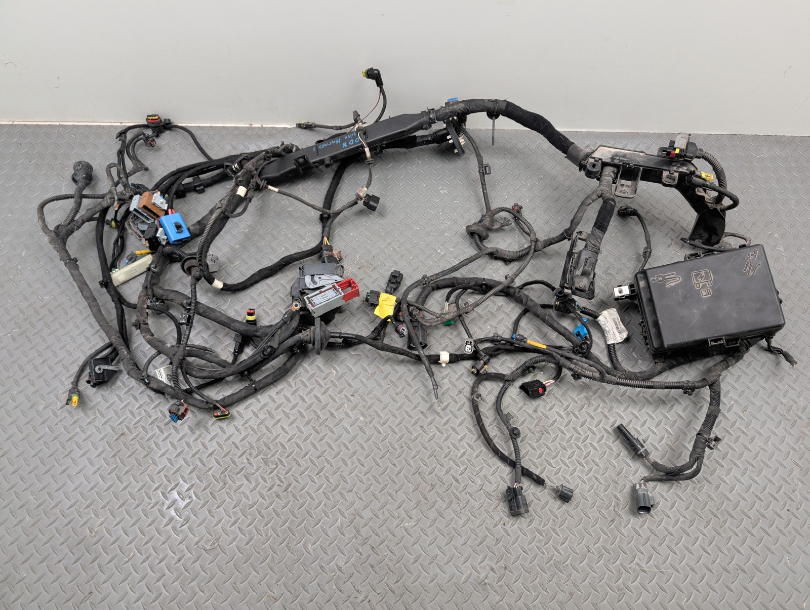 Maserati Ghibli 2014-2017 Front Right Fuse box wiring harness