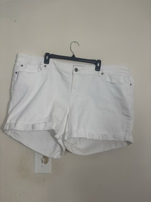 Torrid Denim First At Fit shorts In White Size 26