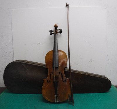 Vintage Unlabeled Violin   Stradivarius Style Pattern