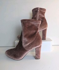 Steve Madden Mauve Pink Velvet Side Zip Block Heel Ankle Booties sz 7.5 preppy