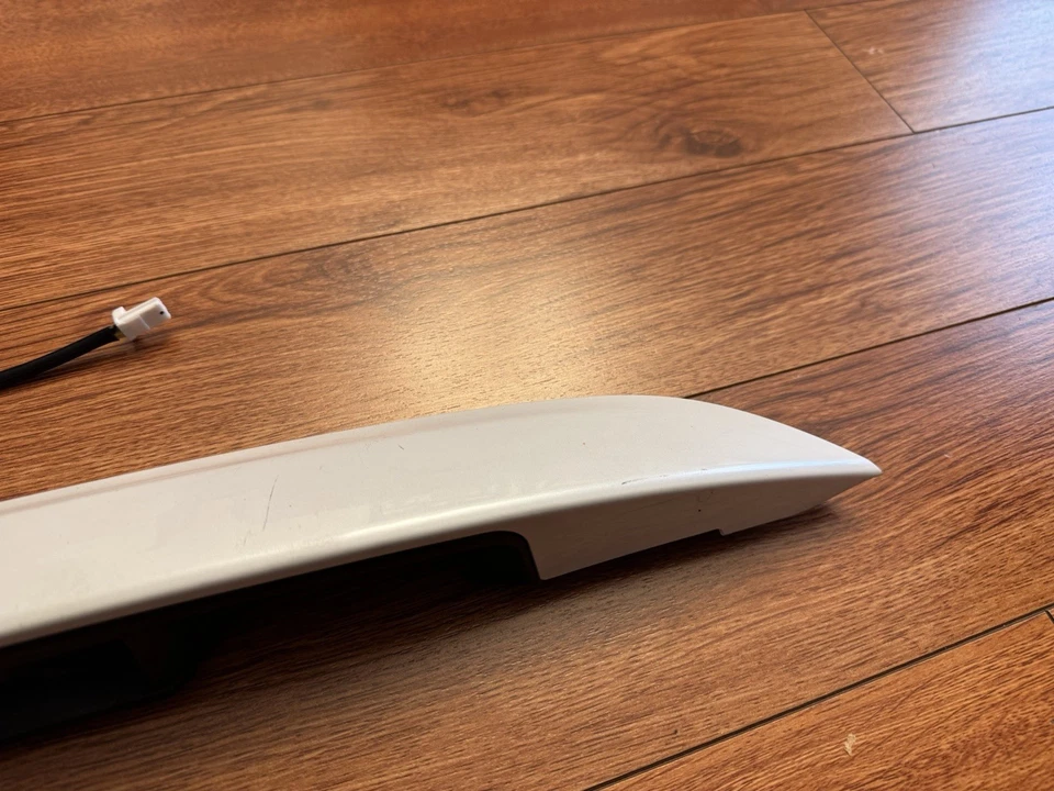 Nissan Murano 2015-2018 OEM 2015-2018 maletero trasero puerta levadiza manija moldura con cámara de respaldo  Foto 4 de 4