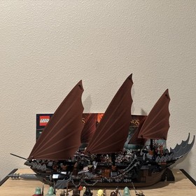 Authentic LEGO Lord of the Rings Pirate Ship Ambush 79008