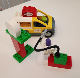 Lego Duplo, #5658, Pizza Planet Truck with Buzz Lightyear and Alien, with box