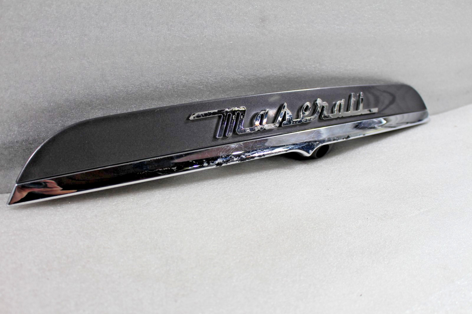 Maserati Ghibli, Decklid Moulding, Scuffed, Used, P/N 670071844