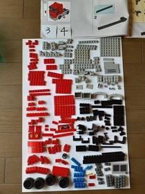 LEGO Racers Scuderia Ferrari Truck 8654 In 2005 Used Retired Comp W/Manual & Box