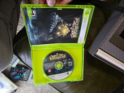 Bioshock Collector's Edition 2 discos Xbox 360 (LT 3.0/LTU) - Escorrega o Preço