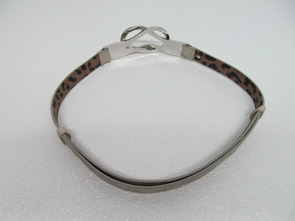 Cinturón de cintura Betsey Johnson blanco/gris con textura de imitación de cuero para mujer talla 0/S Foto 3 de 4