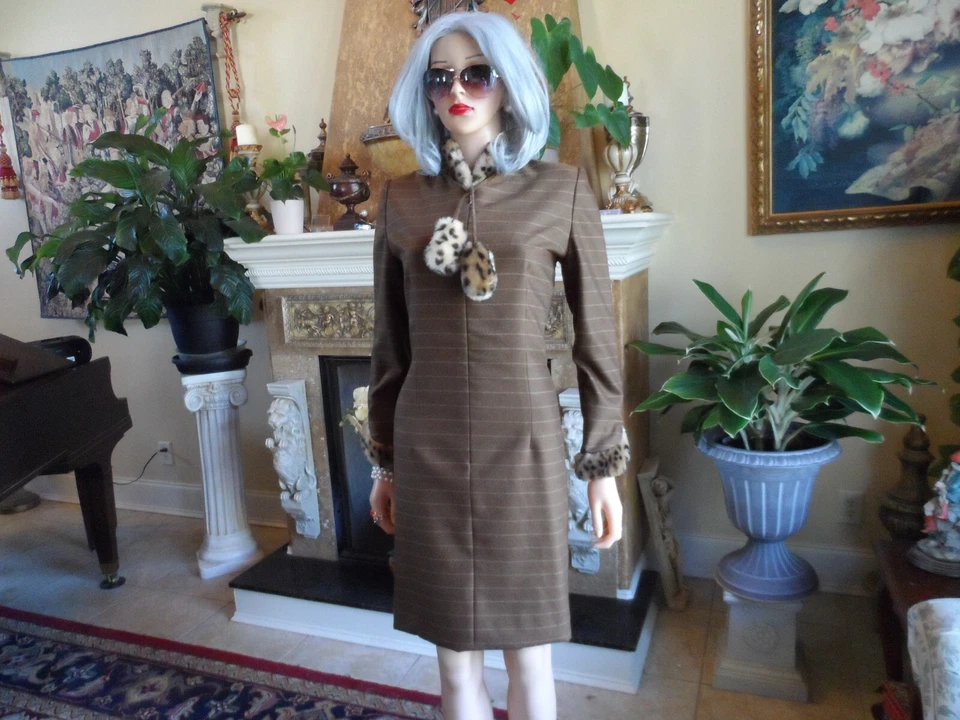 Vestido Carolina Herrera de Lana Marrón/Beige a Rayas con Borde de Leopardo de Piel Sintética Talla 8 Foto 4 de 4
