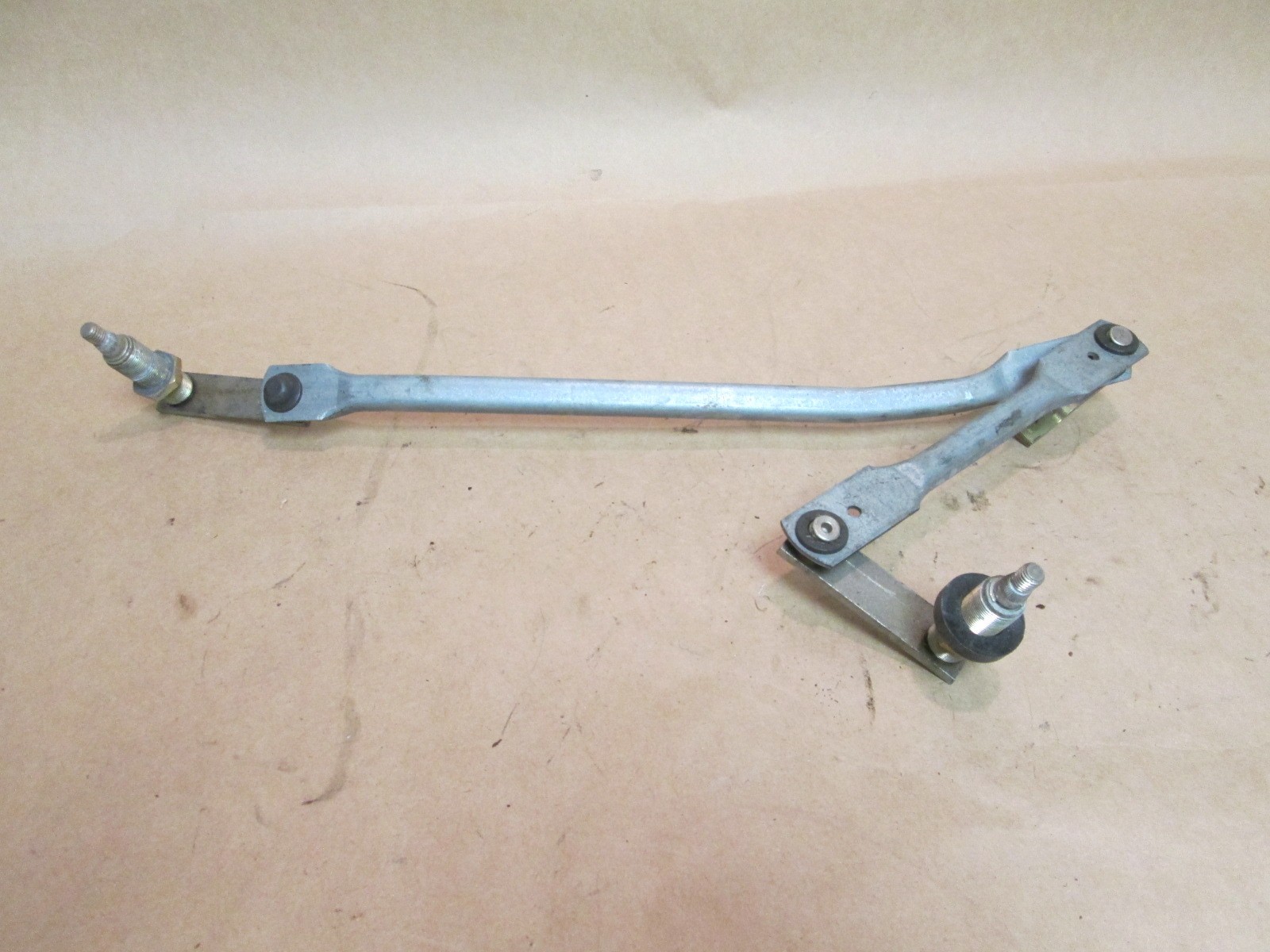 Ferrari 512 TR Windshield Wiper Motor Levers # 63467900