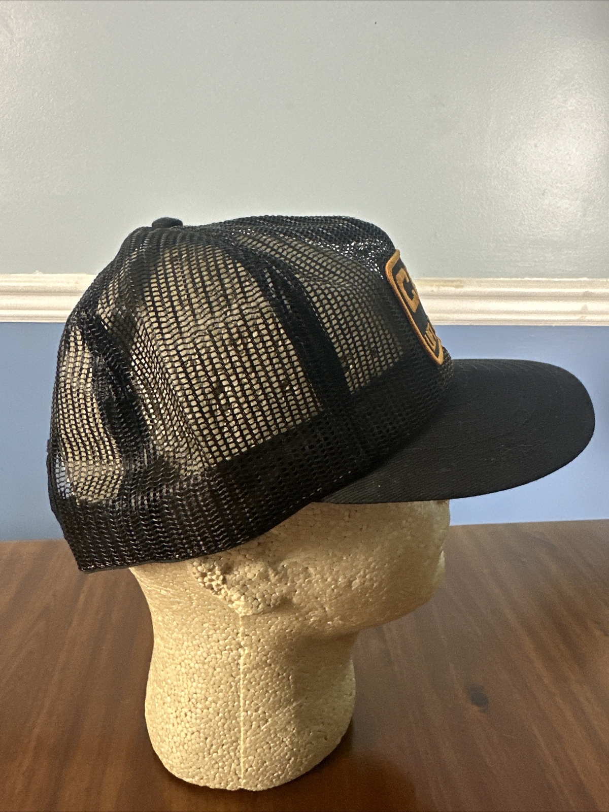 Caterpillar Dark Gray & Yellow Swagger Snapback Cap - Mesh Back Adjustable Hat