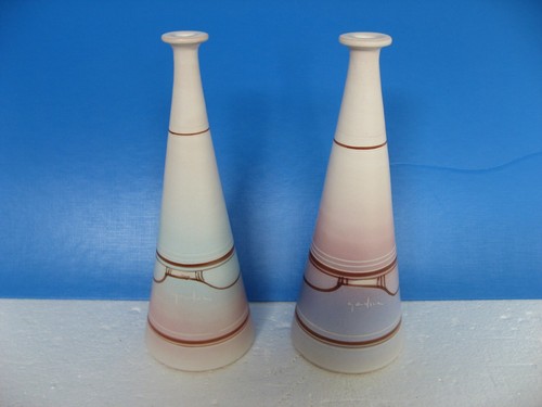 VASO DIPINTO A MANO FANTASIA CM 22x8 DERUTA ANNI '90 - Picture 2 of 2