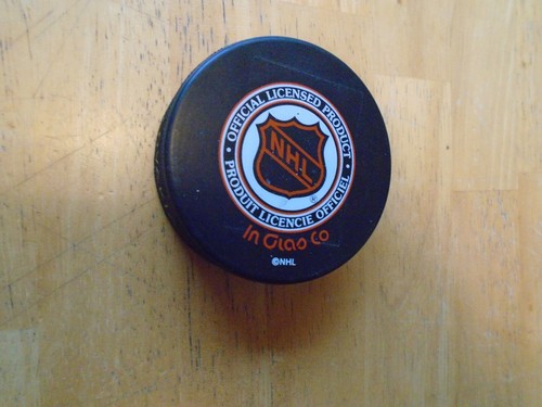 Michael Frolik Autographed Calgary Flames Puck - Picture 2 of 3