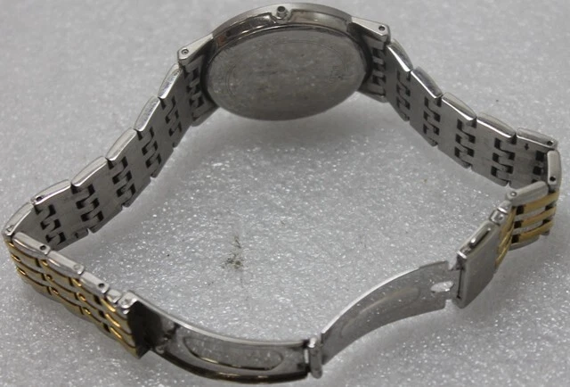 Bulova 98B221 Men's Silver-Tone Dial Two-Tone Stainless Steel Quartz for parts o - Image 4 of 4