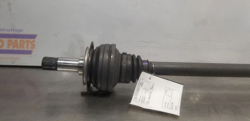 13 MERCEDES BENZ CLS63 AMG C218 EJE 5,5 L PASAJERO TRASERO DERECHO Foto 2 de 4