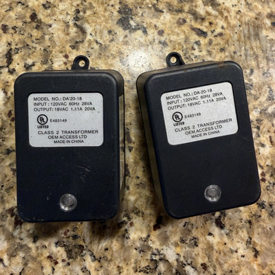 18 vac transformers lot of 2