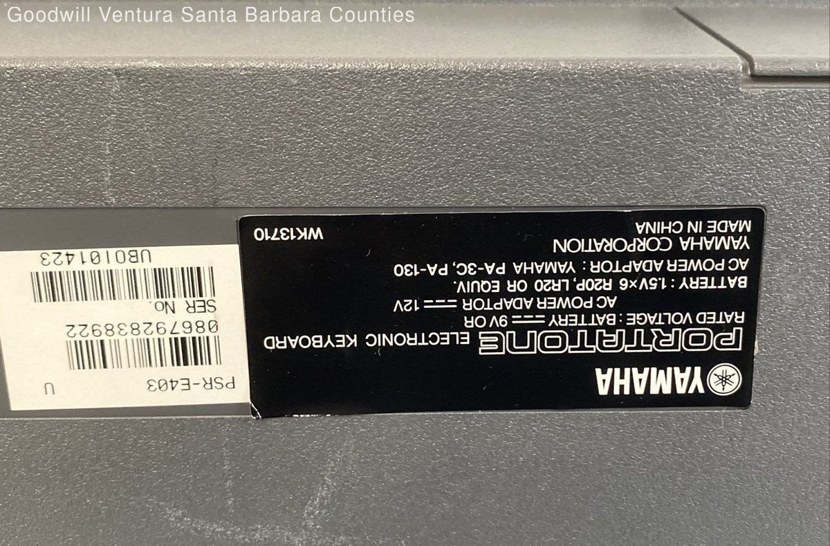 Yamaha PSR-E403 61 Key Portable Electronic Keyboard | eBay