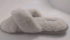 Dakota Fleece Womens Beige Slippers Size M.  7318333 . 7