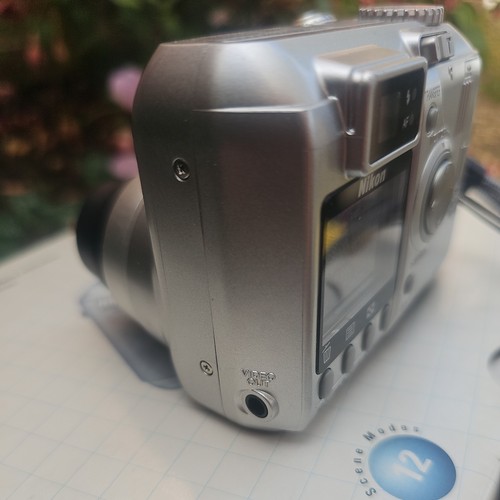 Nikon Coolpix 4300 Digital Camera Boxed With Accessories , Case, 4x Memory Cards - Picture 16 of 20