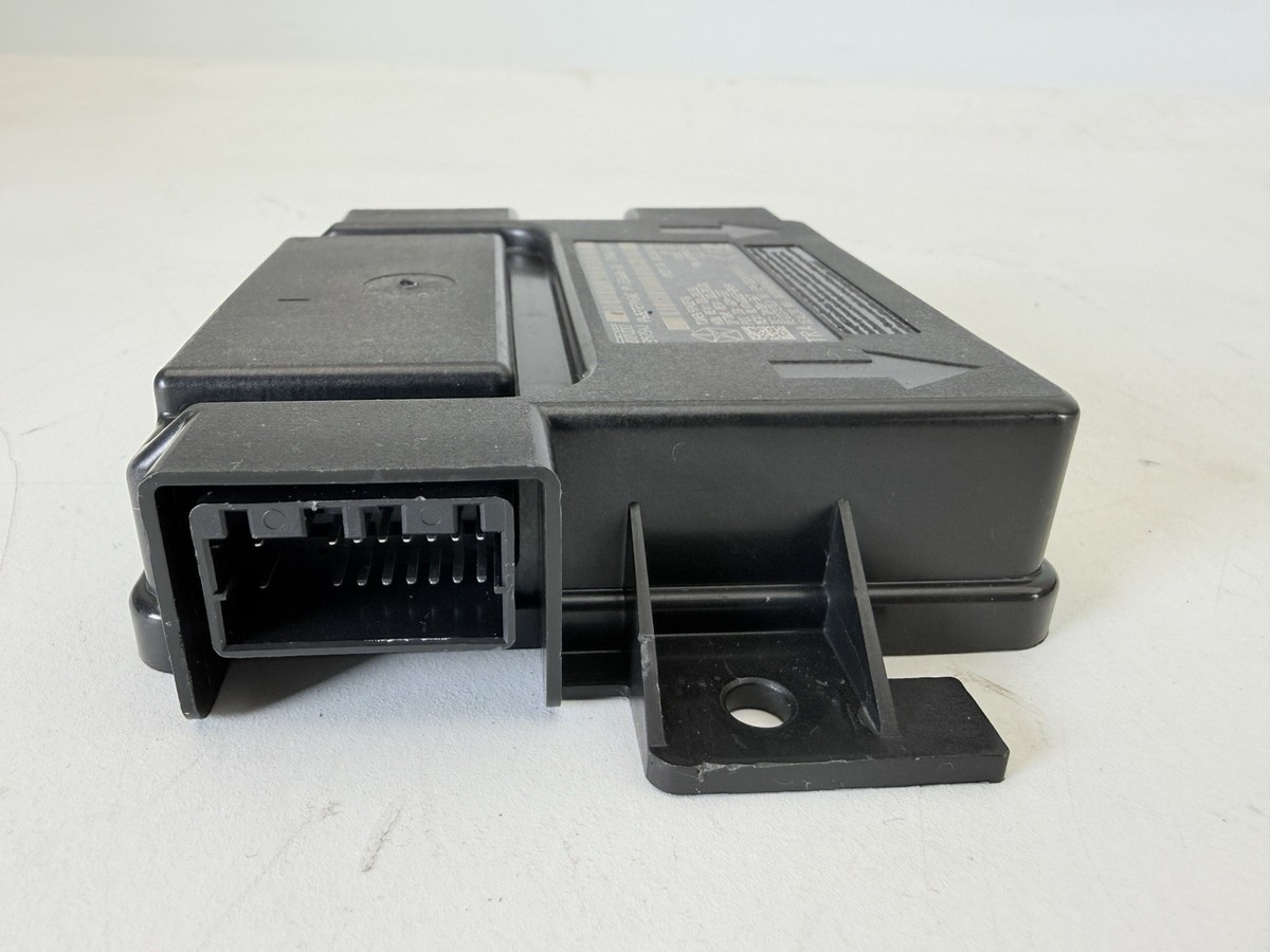 2016-2018 JEEP CHEROKEE KEYLESS ENTRY CONTROL MODULE P68272745AE