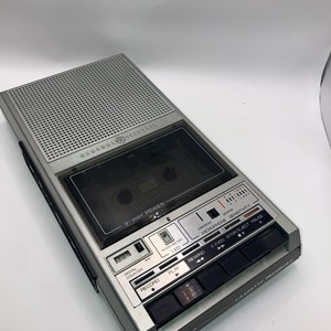 GENERAL ELECTRIC CASSETTE RECORDER MODEL 3-5157B 3 WAY POWER WORKS-ISH SEE VIDEO