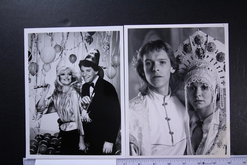 LOT: 48 1980s TV/MOVIE PRESS 7 x 9 PHOTOS as seen in my 24 Photos (id5155)