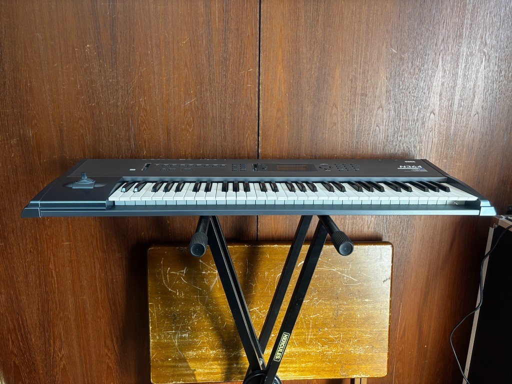 Korg N364 MUSIC WORKSTATION Keyboard AI² technology New battery