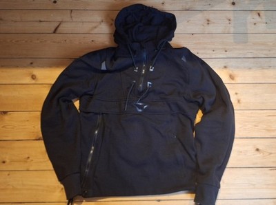 Macna Byron Hoodie Schwarz mit Rückenprotektor