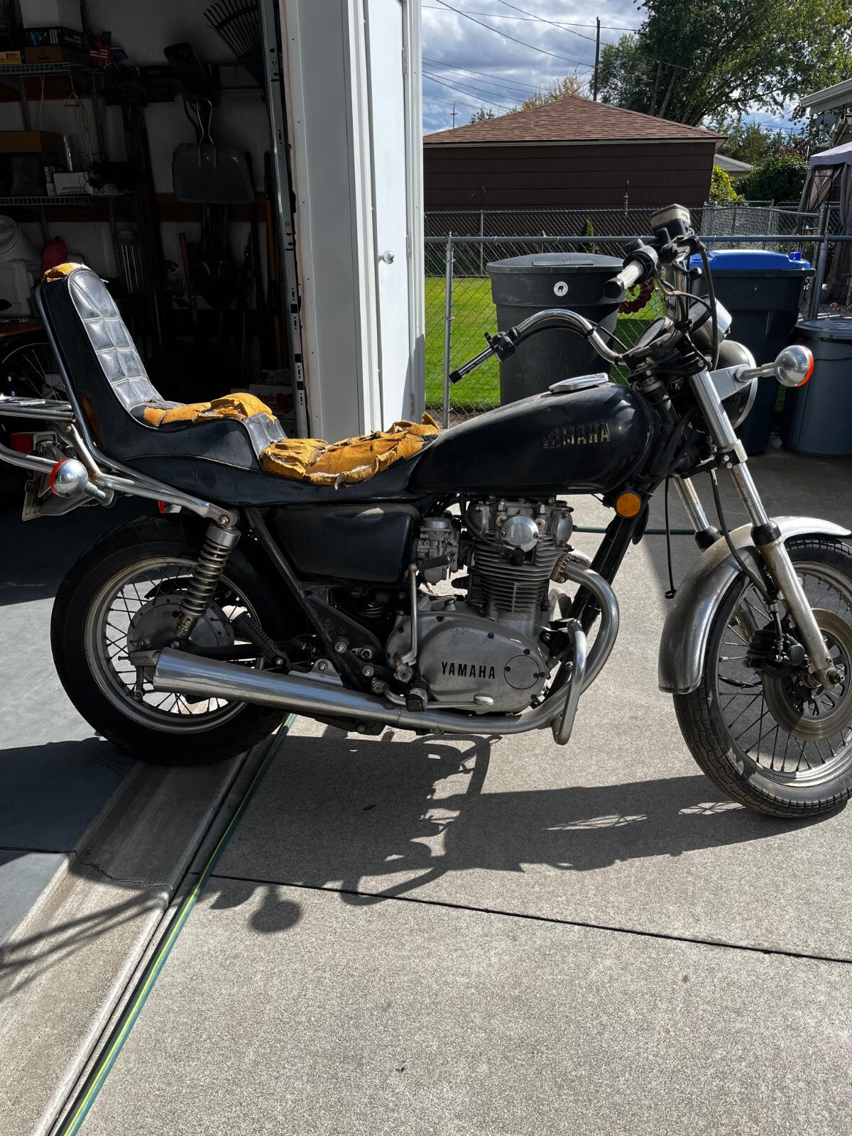 YAMAHA XS650 Twin 1980 81 SEAT ONLY!! King & Queen Chopper Style