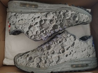 nike air max lunar 90 sp moon landing