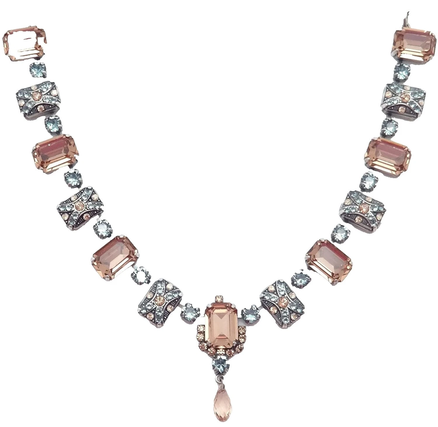 Collares y colgantes artesanales Mariana Statement