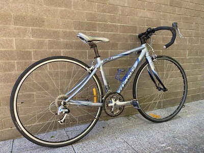 giant ocr 3 women's road bike