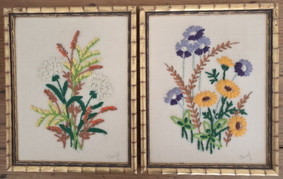 VTG Crewel Embroidery Wall Art Pair Flowers Faux Bamboo Gold Frame Grannycore