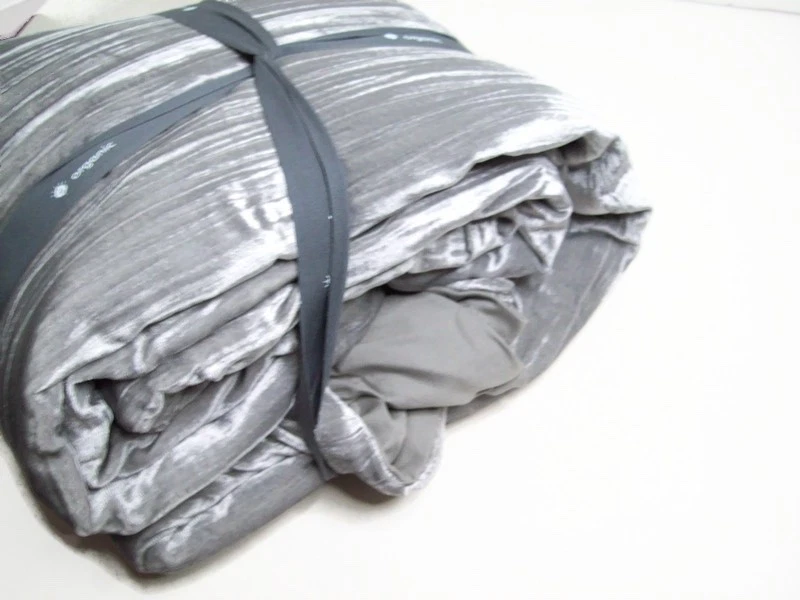 Funda nórdica West Elm gris plata exuberante arrugado terciopelo reina completa nueva Foto 4 de 4