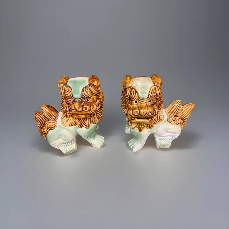 Vintage Chinese Porcelain Foo Dog Lions Statue Pair Green Budhist Guardian - Image 3 of 4