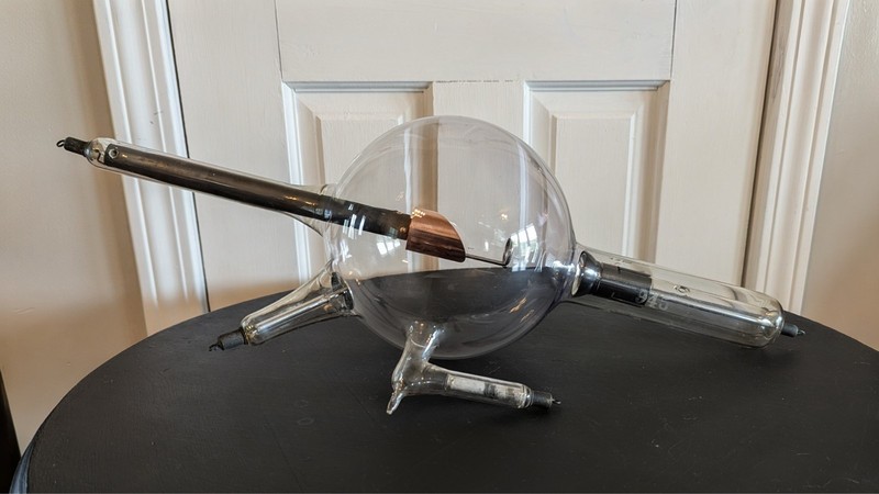 Antique Gas X-Ray Tube (Crookes / Coolidge Era)
