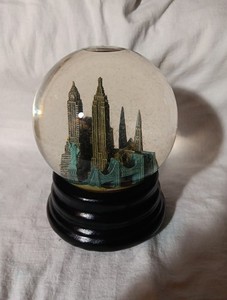 Saks Fifth Avenue Snow Globe New York | eBay