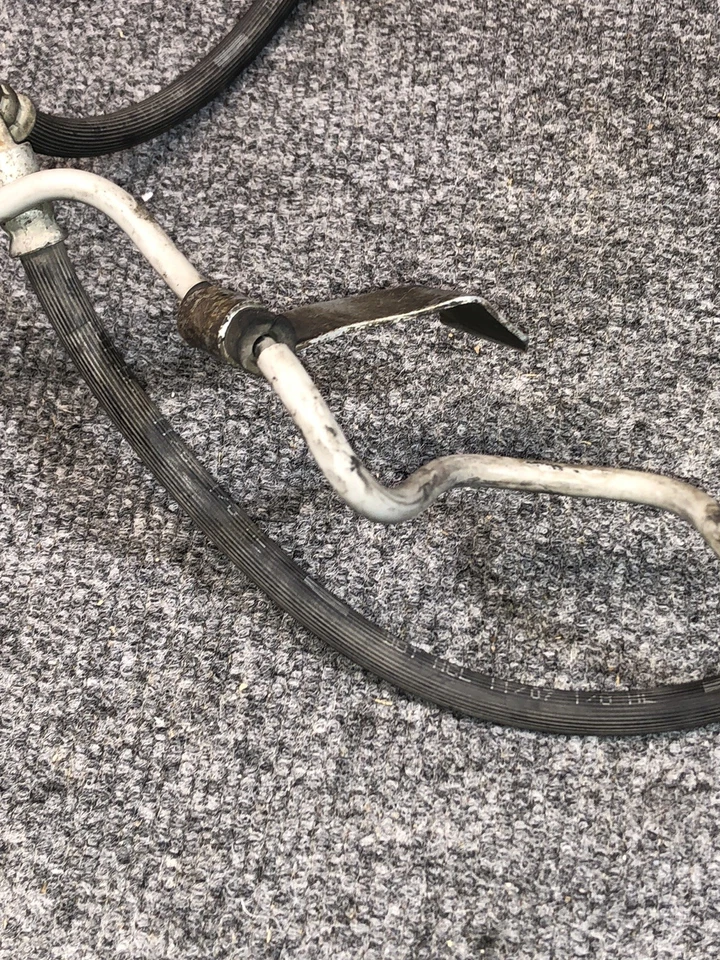 08-13 INFINITI G37 09-13 Nissan 370Z Delantero Derecho Akebono Línea Freno Manguera OEM I1 Foto 4 de 4