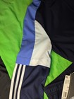 Picture 3 of 12