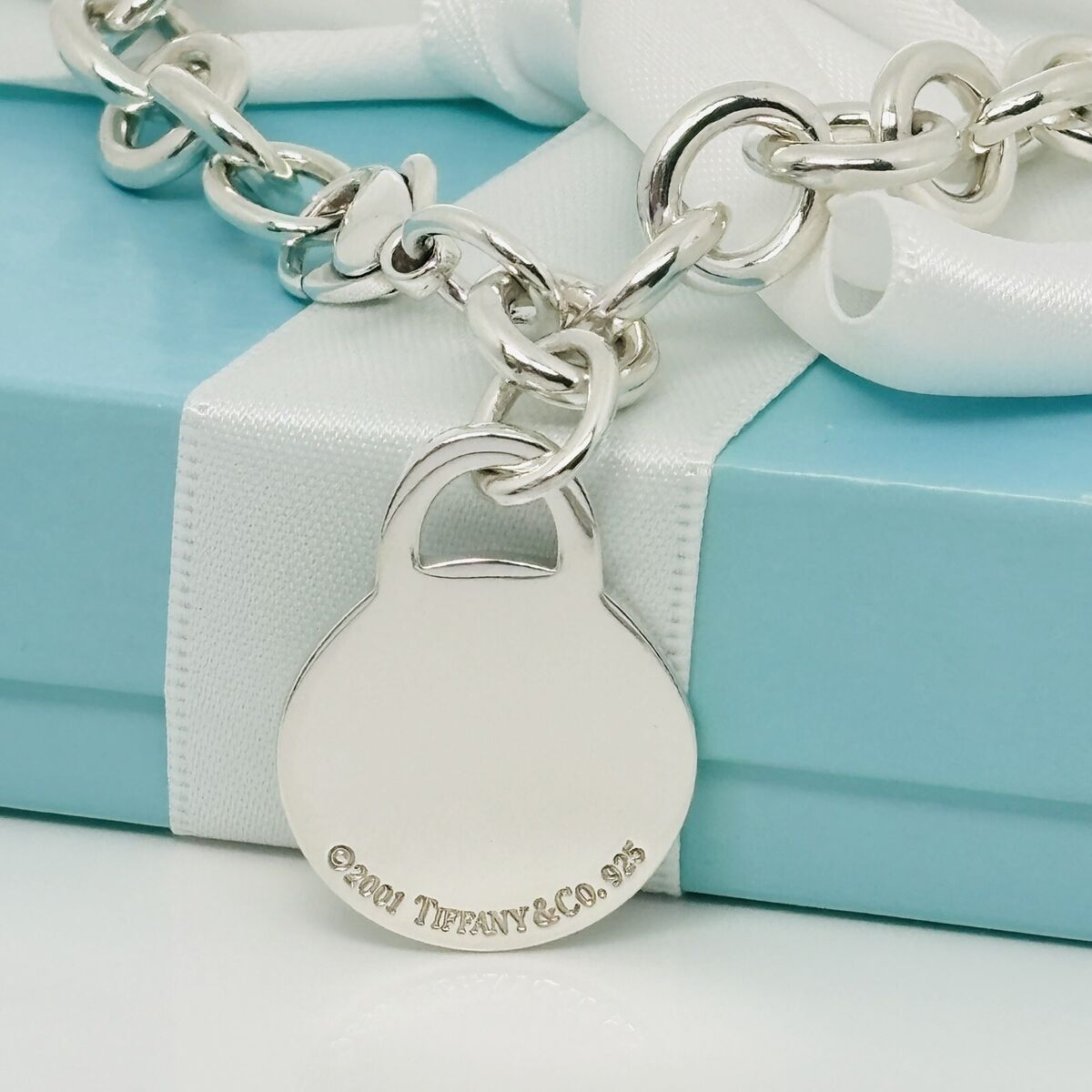 Music 8th Eighth Note Charm Sterling Silver - Made in the USA Music 8th Eighth Note Charm Sterling Silver - Made in the USA