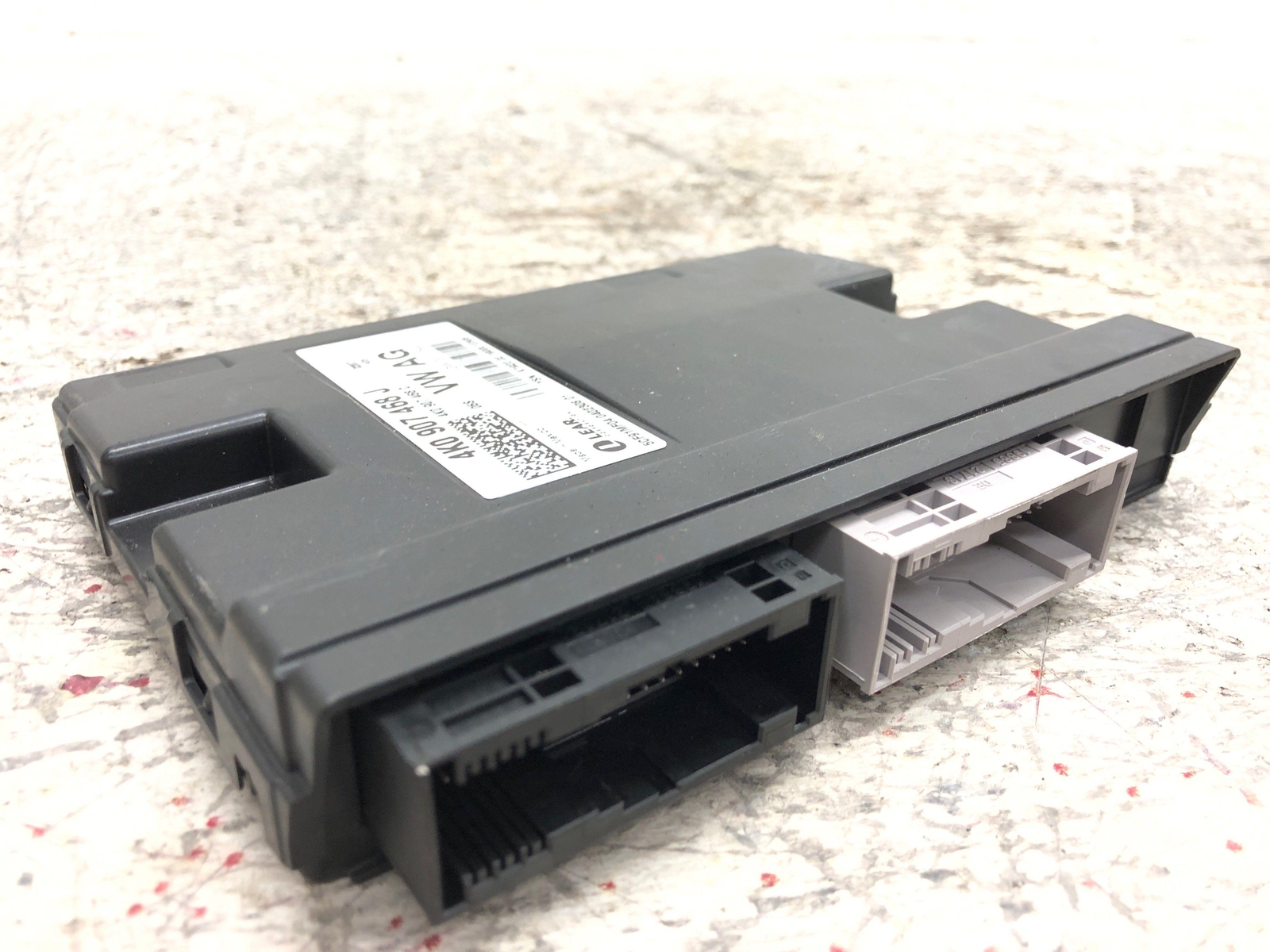 2019 AUDI Q8 GATEWAY DIAGNOSIS DATA BUS INTERFACE CONTROL MODULE 