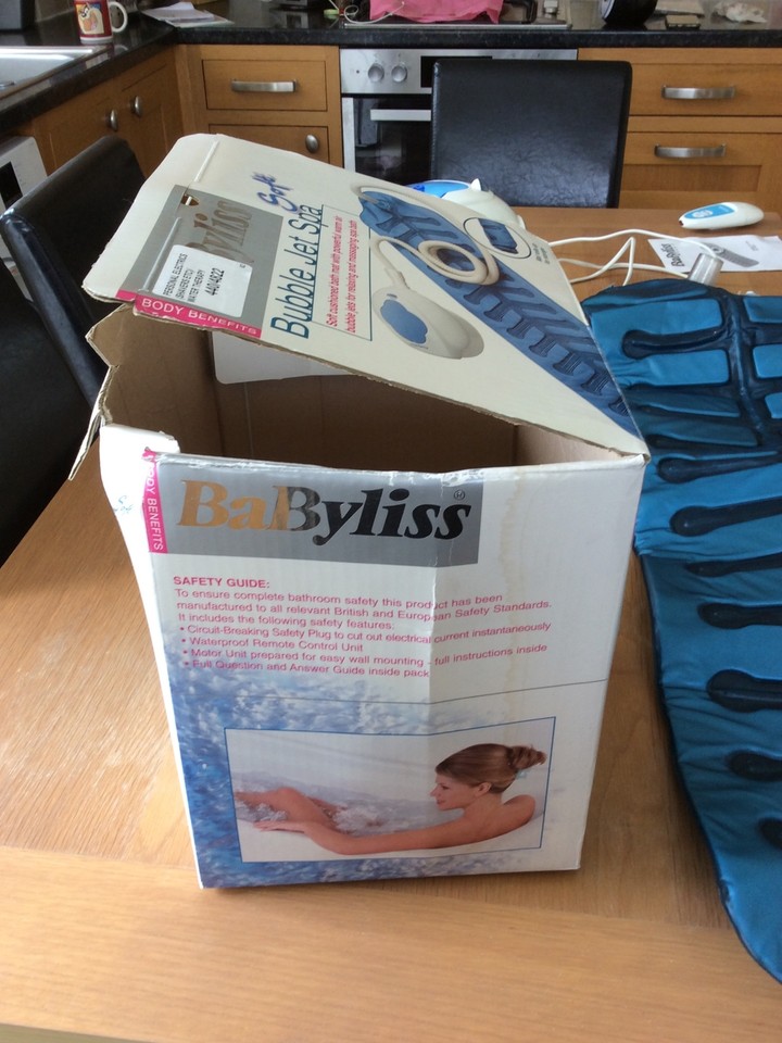 Babyliss 8059U Soft Quiet Bubble Water Jet Bath Spa Massage Mat w/ Hose