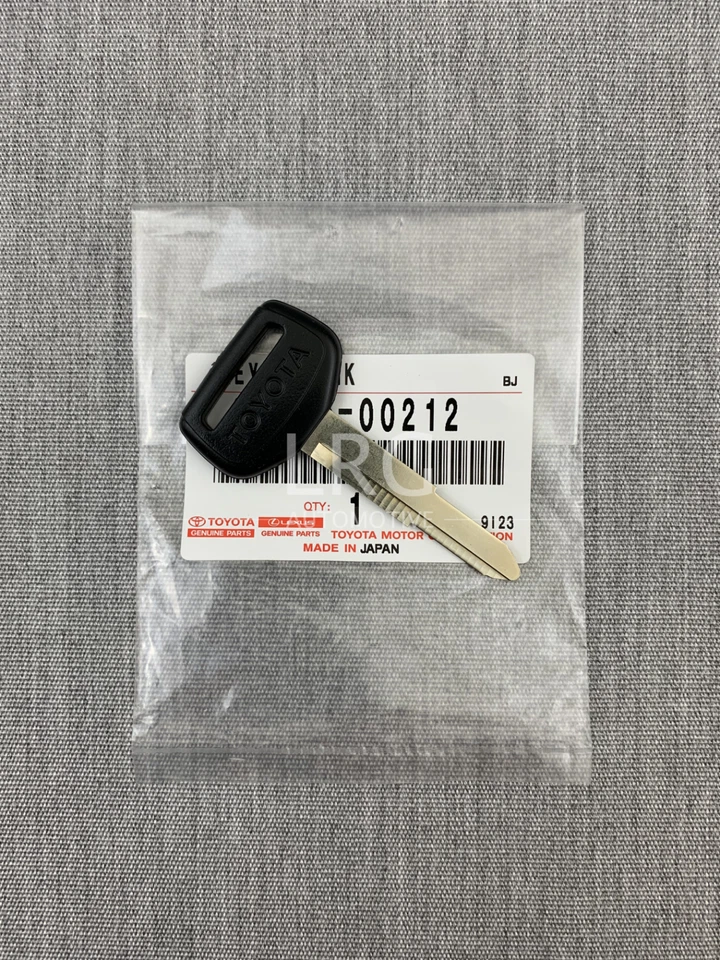 Juego de 2 llaves en blanco Toyota años 80 4Runner camioneta Land Cruiser Hilux Celica MR2 Foto 4 de 4