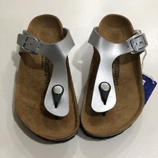 Birkenstock Kid's Silver Gizeh Sandals Size 2.5