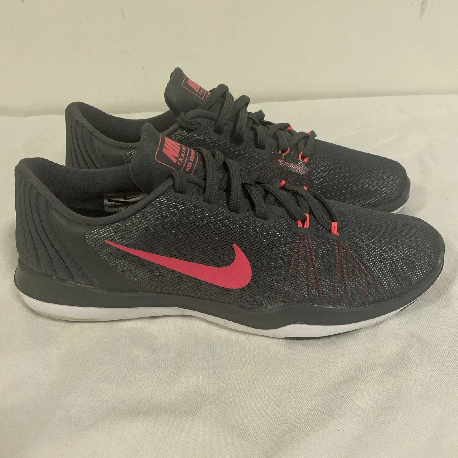 Baskets grises Nike Flex Supreme TR5 femme FlyWire pointure 10
