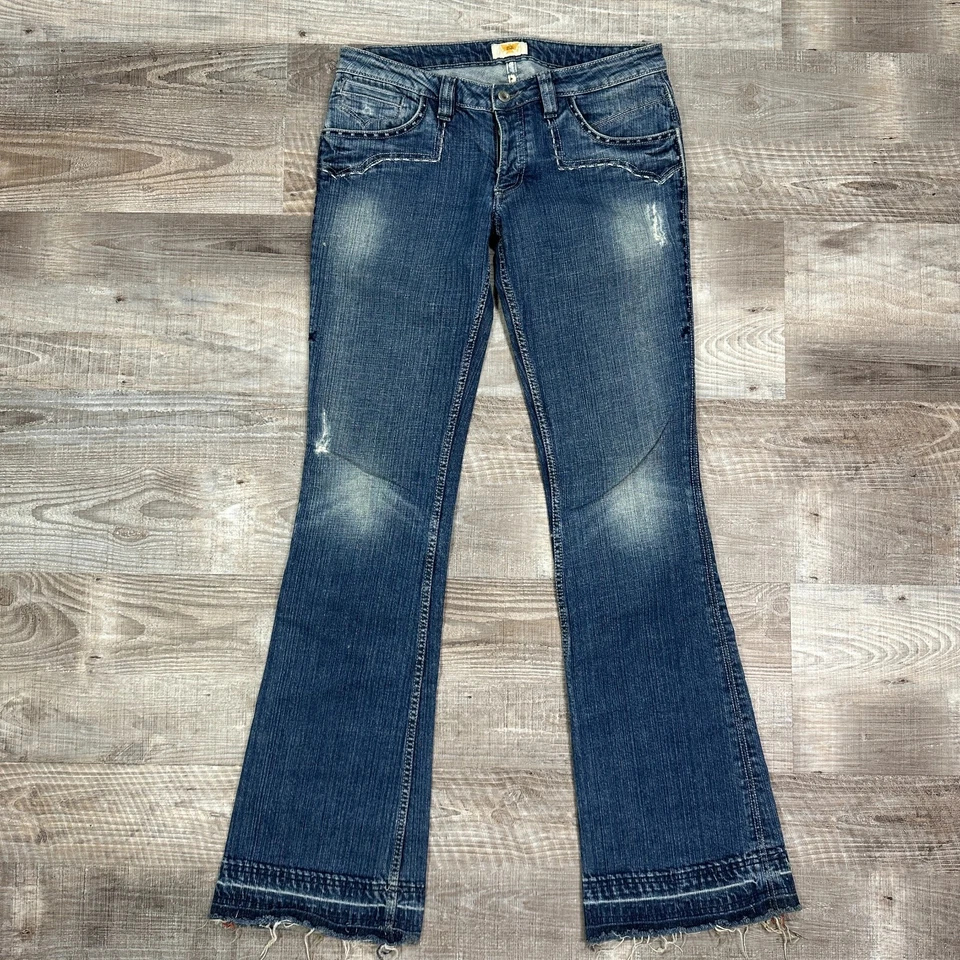 VTG Y2K Antik Denim Women’s Sz 30 Embroidered Flare Leg Western Low Rise Jeans - Image 2 of 4