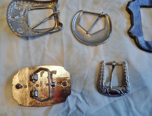 Vintage BELT BUCKLE LOT of 11 Assorted Shapes Materials Brands Various Designs - Picture 10 of 10