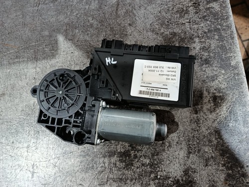 Door window regulator motor