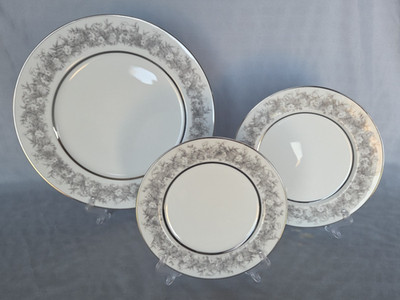Florentine Plate - Dinner, Salad or Bread - by Sango, Your Choice!