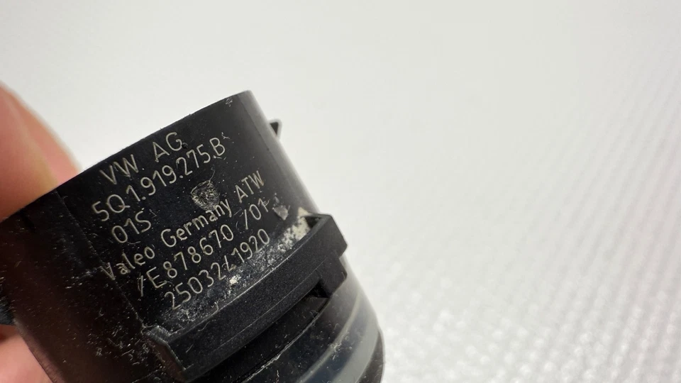 AUDI A6 A7 A8 Q8 S7 S8 2019 2020-2024 SENSOR DE ASISTENCIA DE ESTACIONAMIENTO DE PARACHOQUES 5Q1919275 OEM Foto 3 de 4