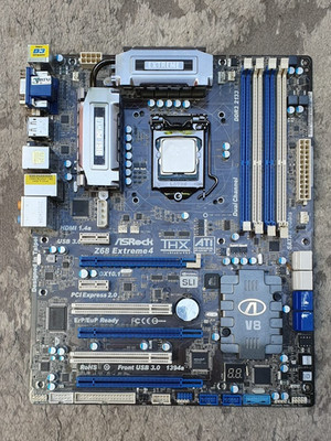ASRock Z68 Extreme4 Intel Z68 ATX DDR3   Sockel 1155 + i5-2500K
